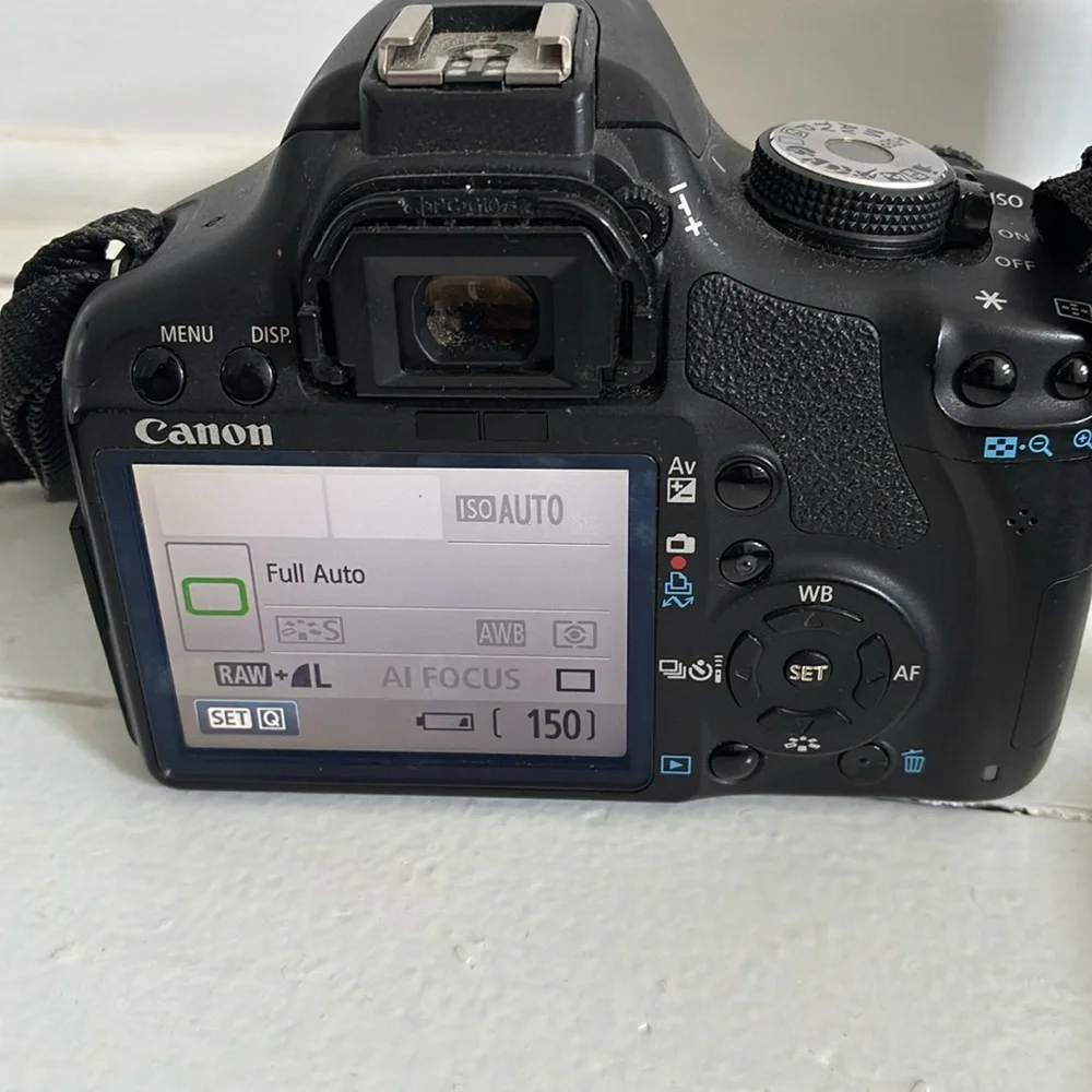 Canon Rebel T1i with extra lens